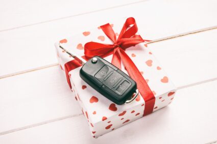 Best Tech Gifts For Extreme Outdoor Adventurers: Smart Gadgets That Elevate Every Expedition